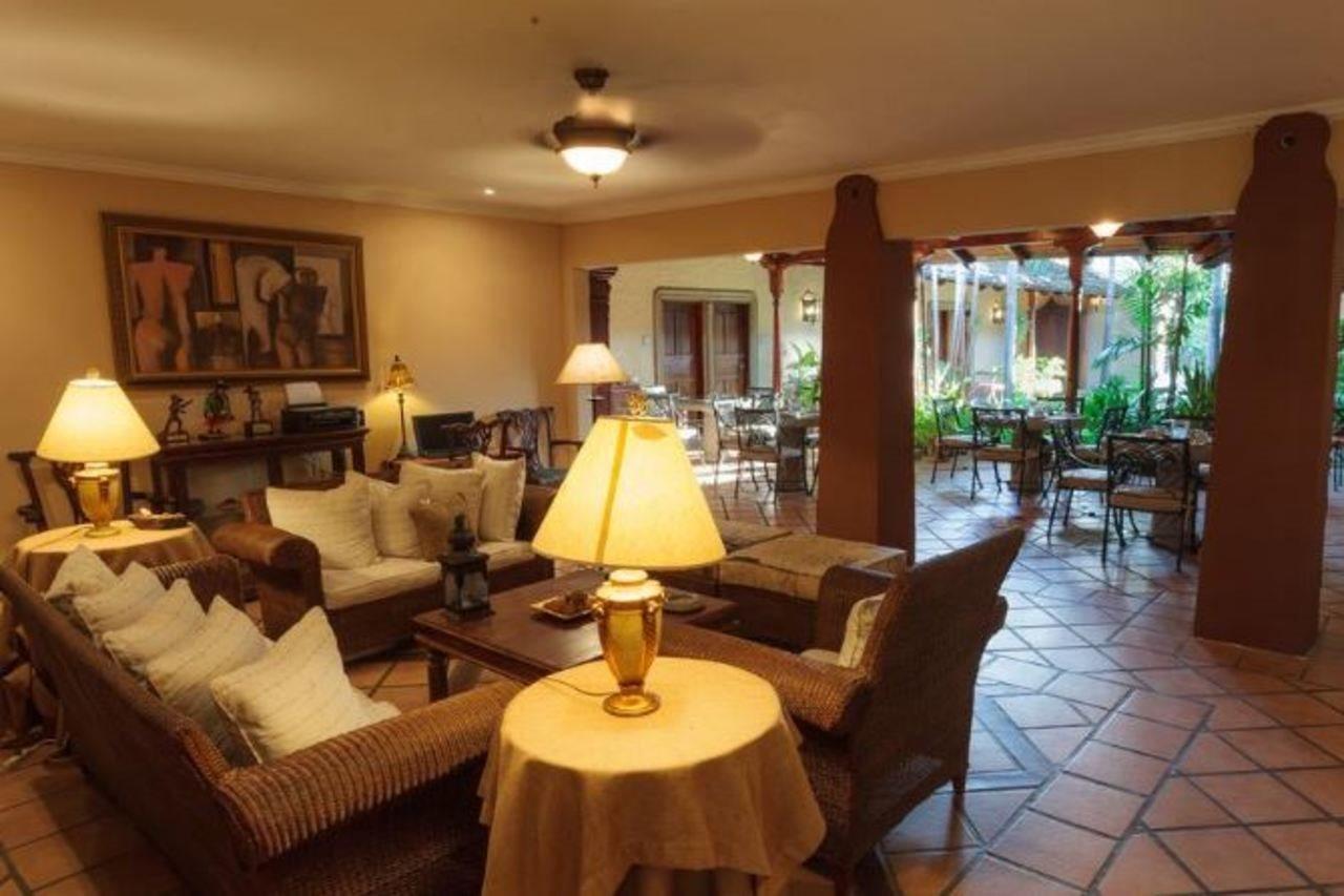 Hotel Los Robles, Managua, Nicaragua Exterior photo